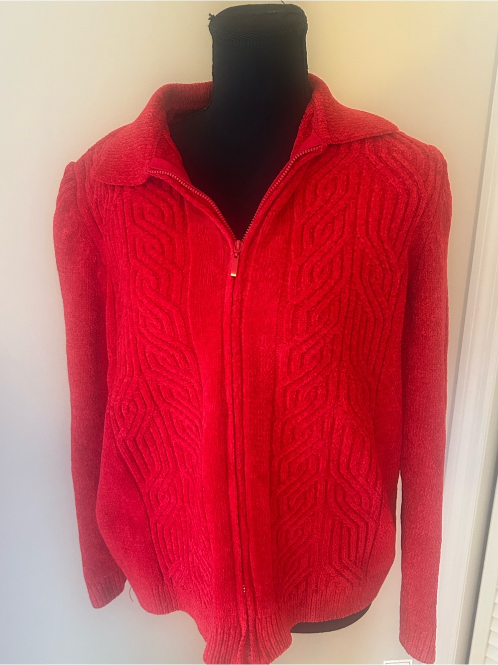 Alfred Dunner Red Zip-Front Textured Knit Cardigan